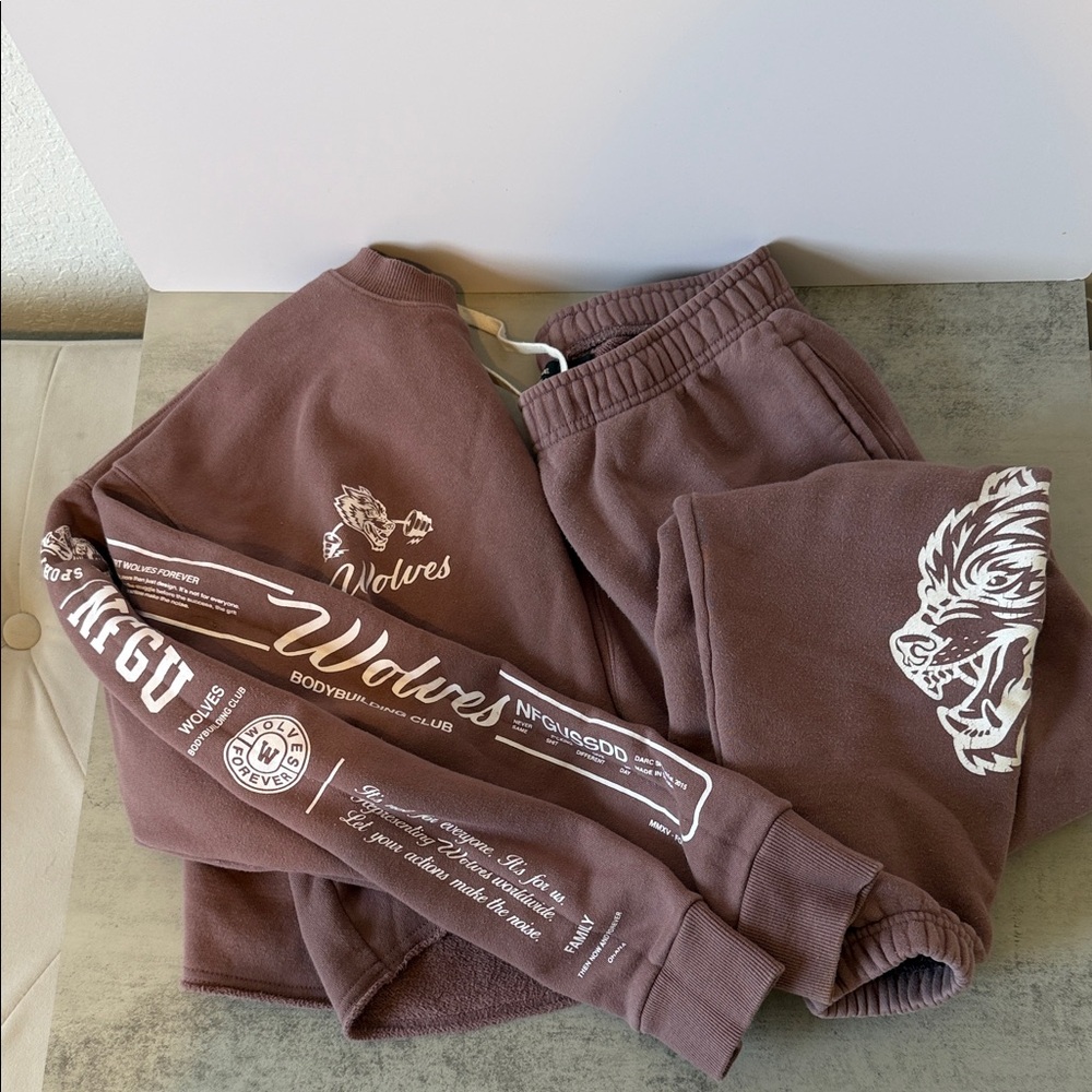Darc Sport Brown Sweatshirt and Joggers Set